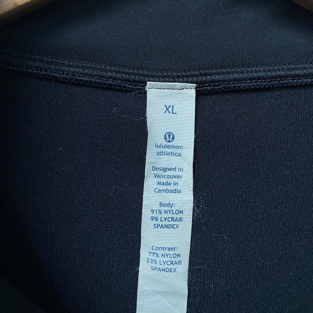 Lululemon Speed 1/2 Zip - Picture 5 of 5